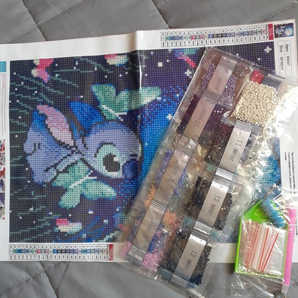 Stitch Diamond Painting Kit for Adults and Kids Cartoon Stitch Lilo Art 5D NEW - Picture 1 of 9